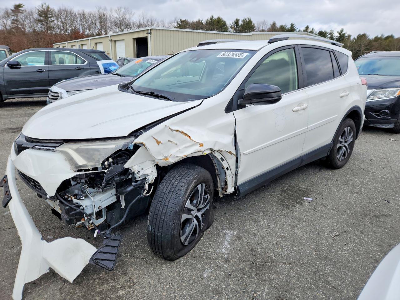 2017 TOYOTA RAV4 LE photo 2