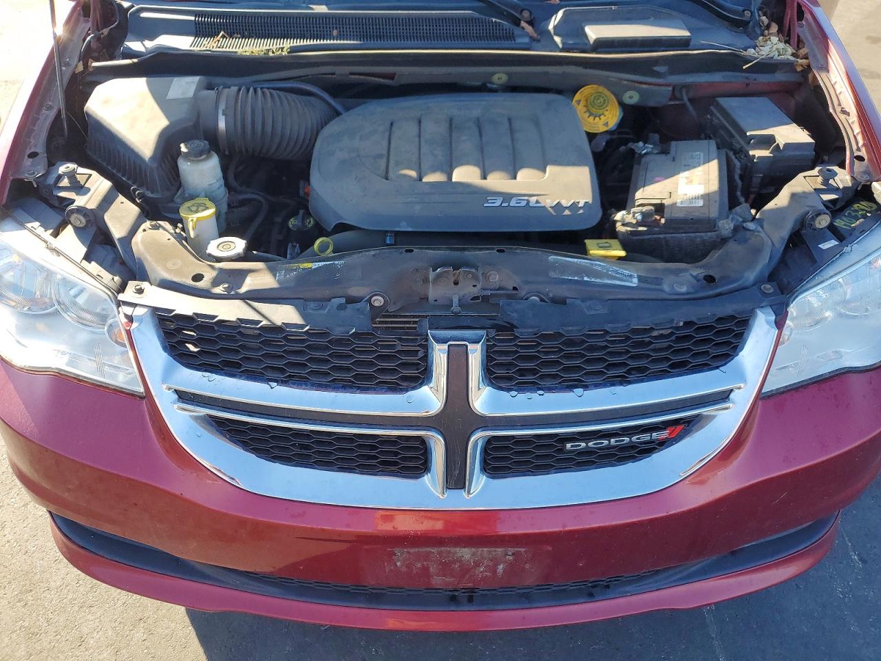 2015 DODGE GRAND CARAVAN SE photo 12