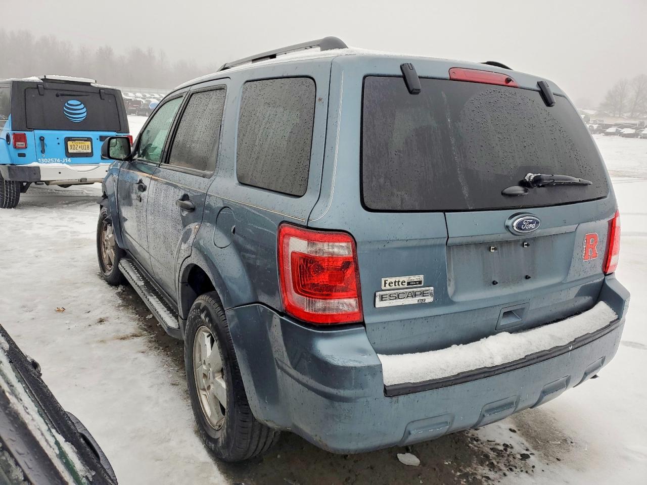2012 FORD ESCAPE XLT photo 4