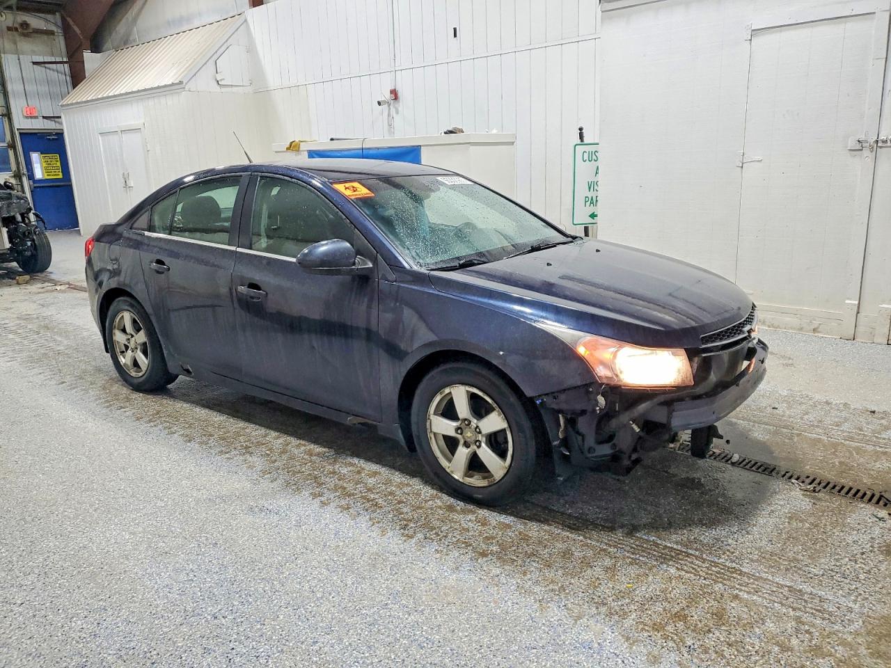 2014 CHEVROLET CRUZE LT photo 4