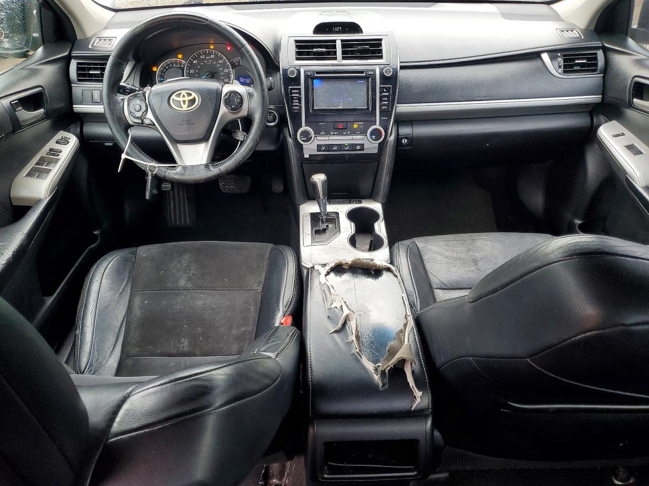 2012 TOYOTA CAMRY BASE photo 8