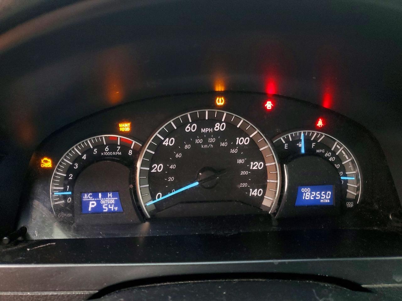 2012 TOYOTA CAMRY BASE photo 9