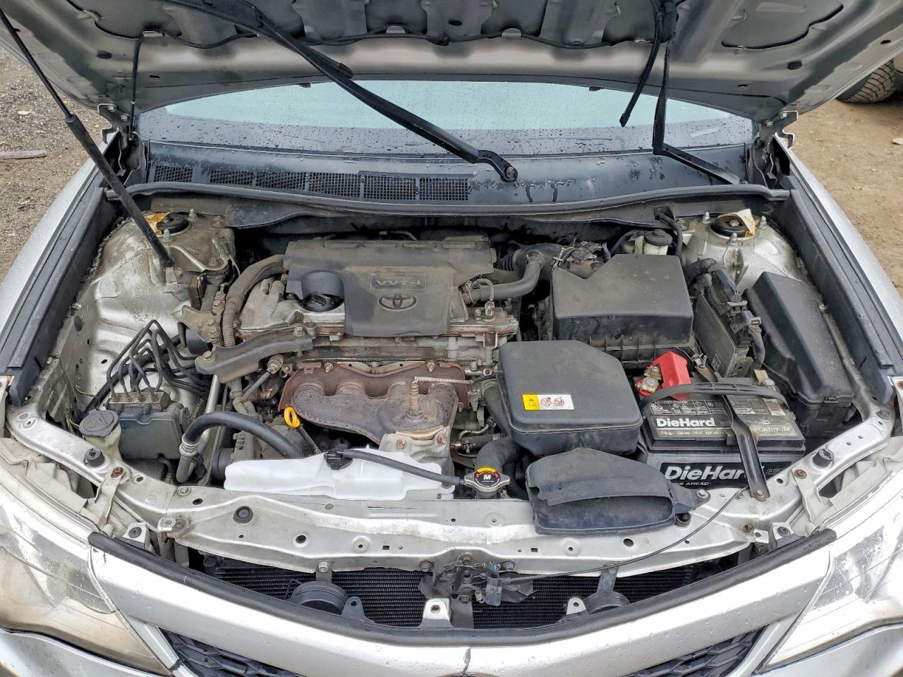 2012 TOYOTA CAMRY BASE photo 11
