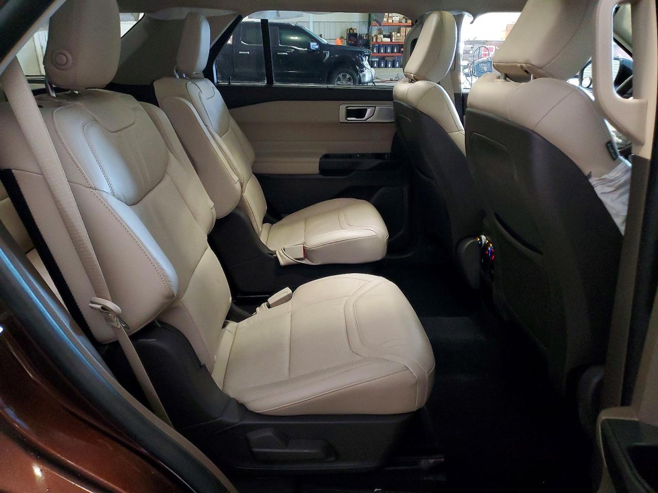 2020 FORD EXPLORER PLATINUM photo 21