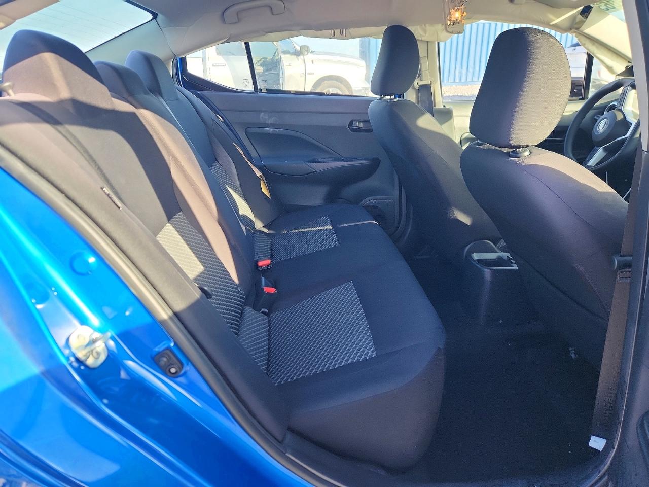 2021 NISSAN VERSA S photo 10