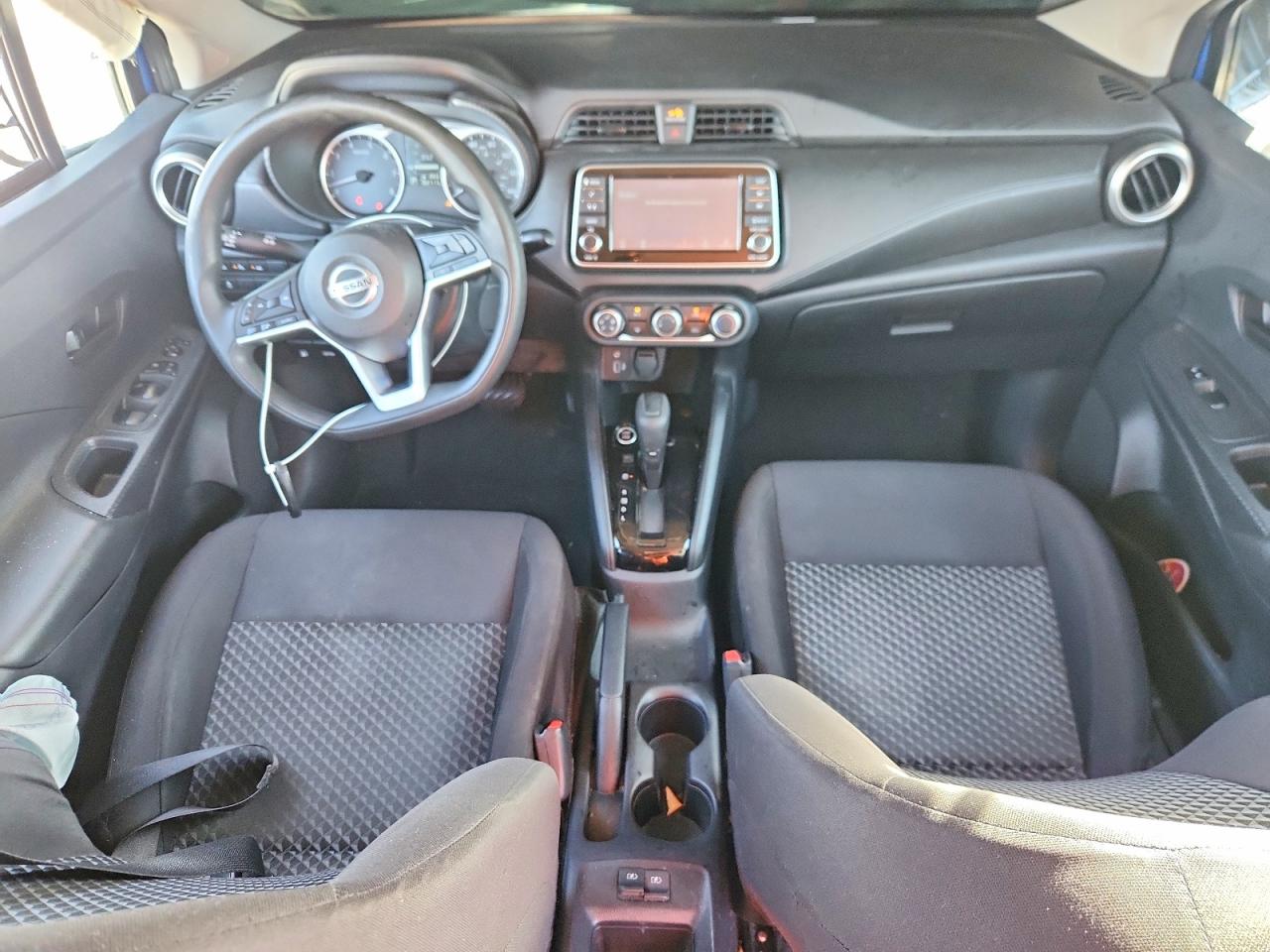 2021 NISSAN VERSA S photo 8
