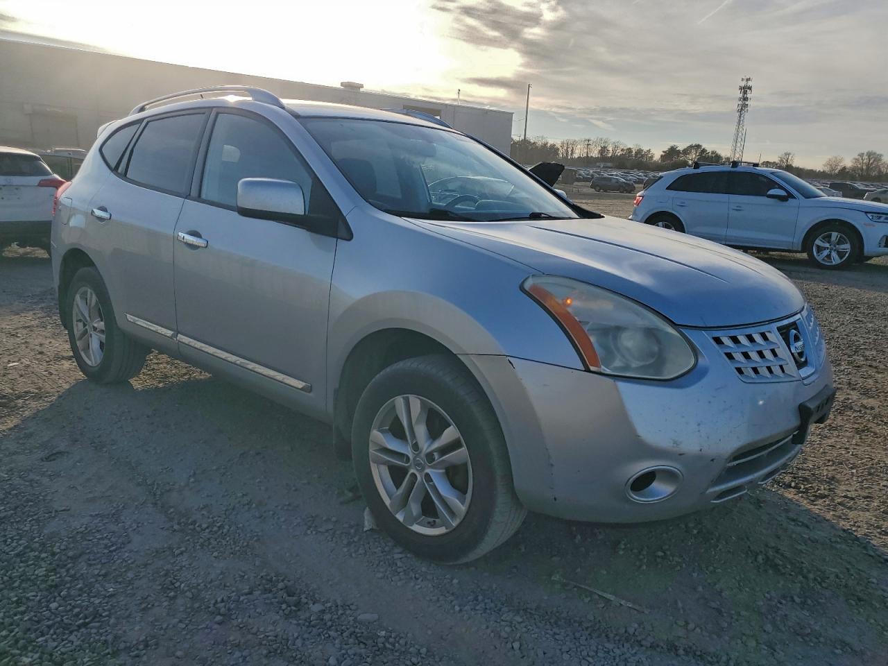 2013 NISSAN ROGUE S photo 10