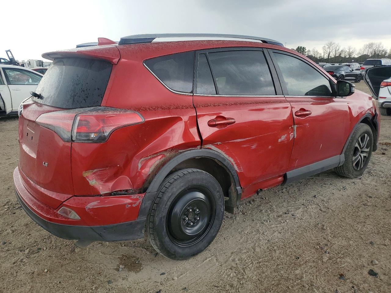 2017 TOYOTA RAV4 LE photo 3