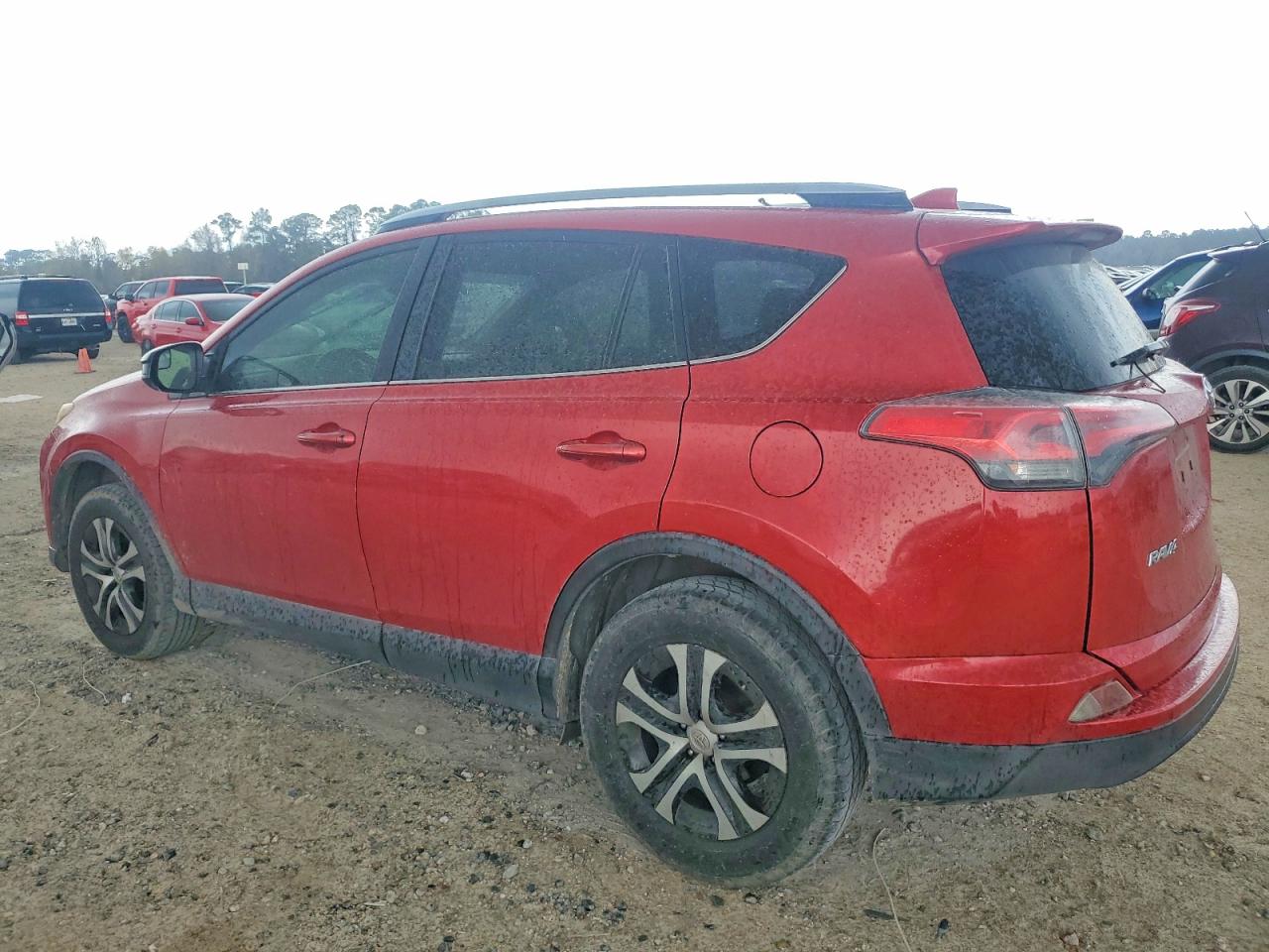 2017 TOYOTA RAV4 LE photo 2