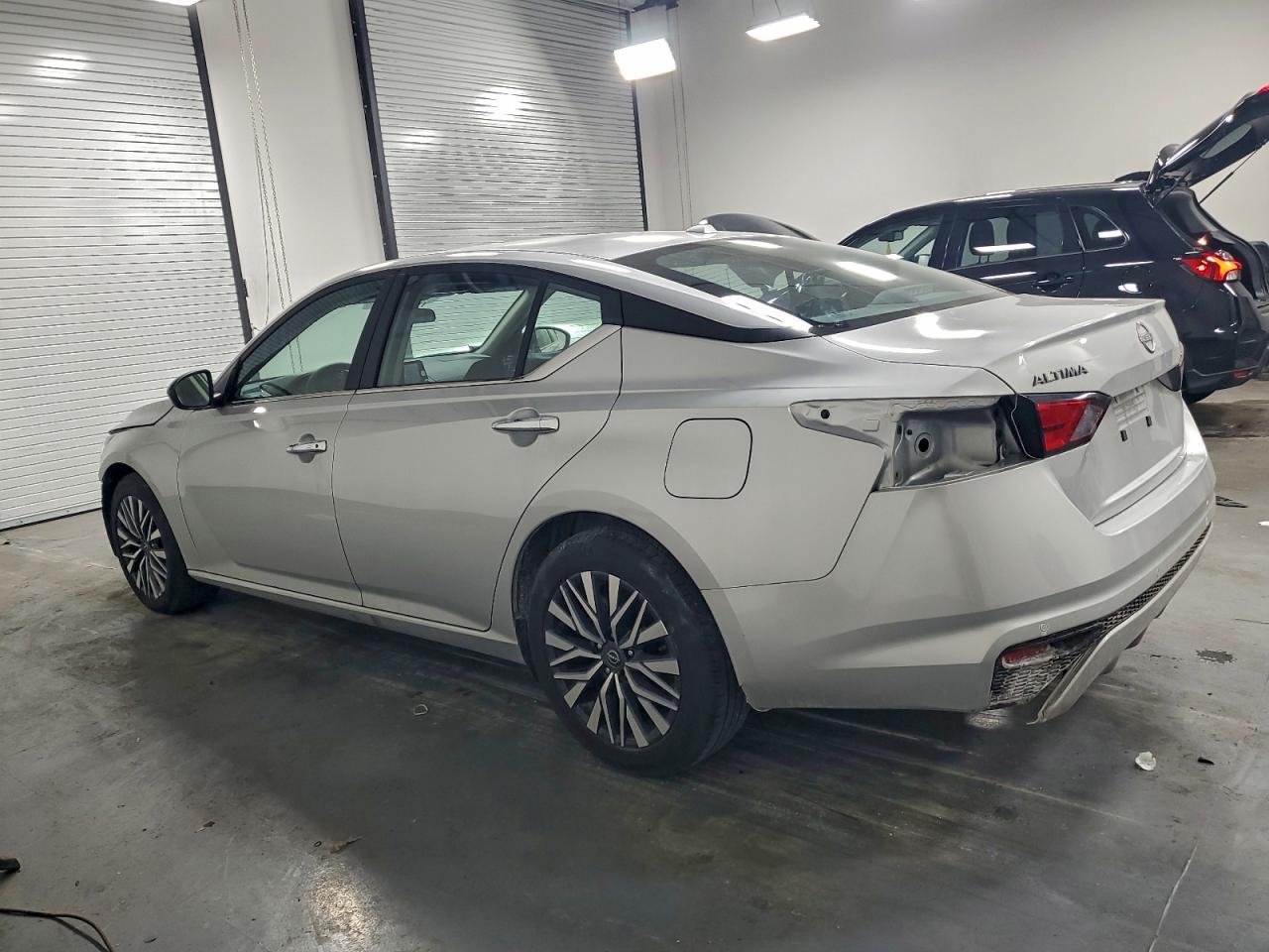2025 NISSAN ALTIMA SV photo 2