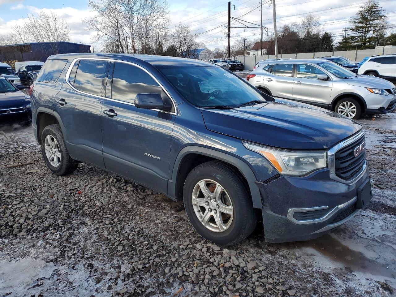 2019 GMC ACADIA SLE photo 4