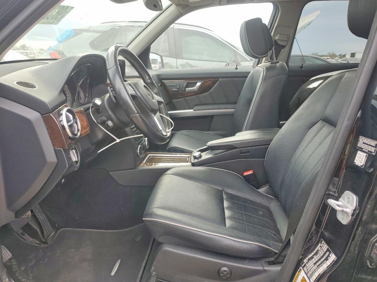 2015 MERCEDES-BENZ GLK 350 photo 13