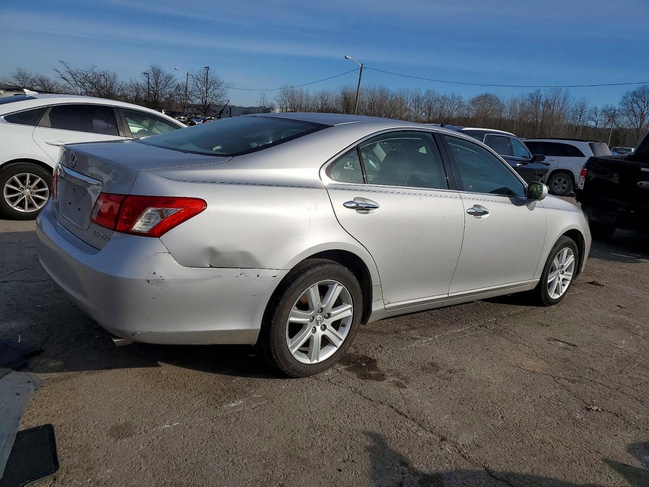 2009 LEXUS ES 350 photo 3