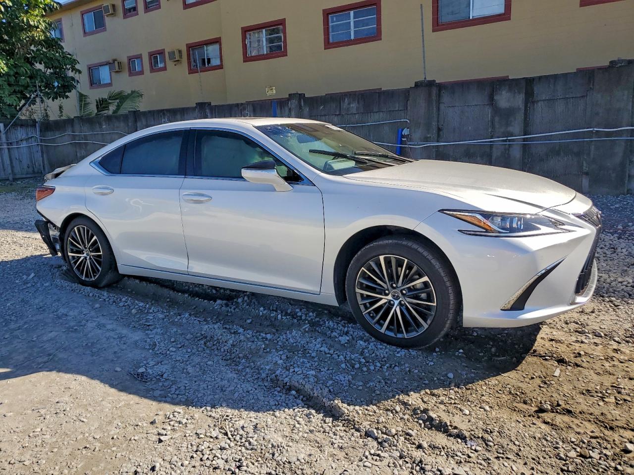 2024 LEXUS ES 350 BASE photo 4