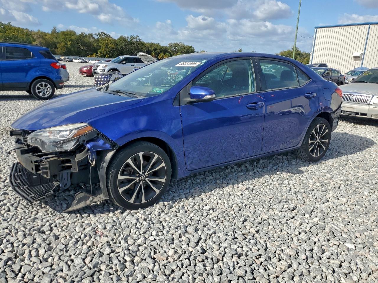2017 TOYOTA COROLLA