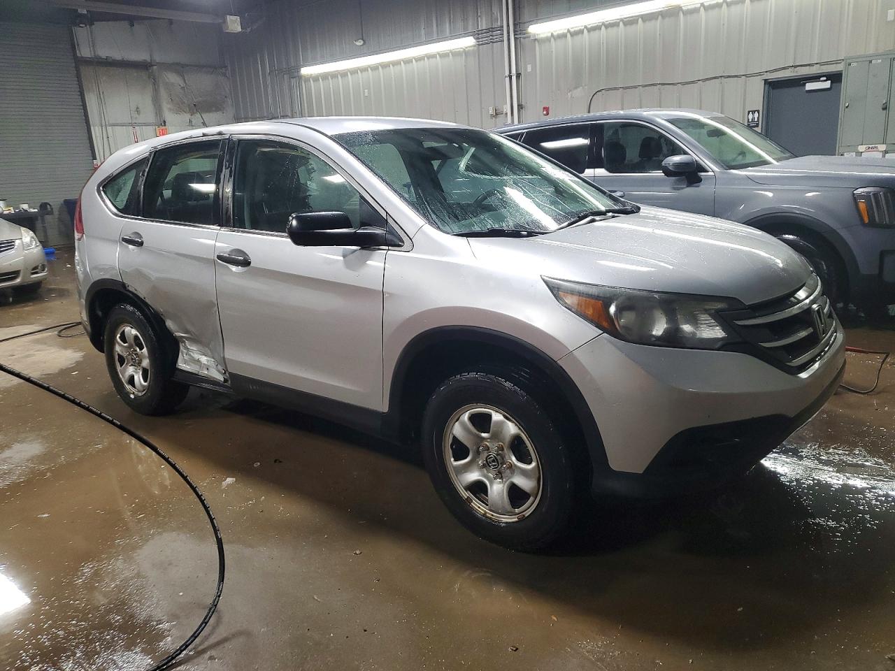 2012 HONDA CR-V LX photo 4