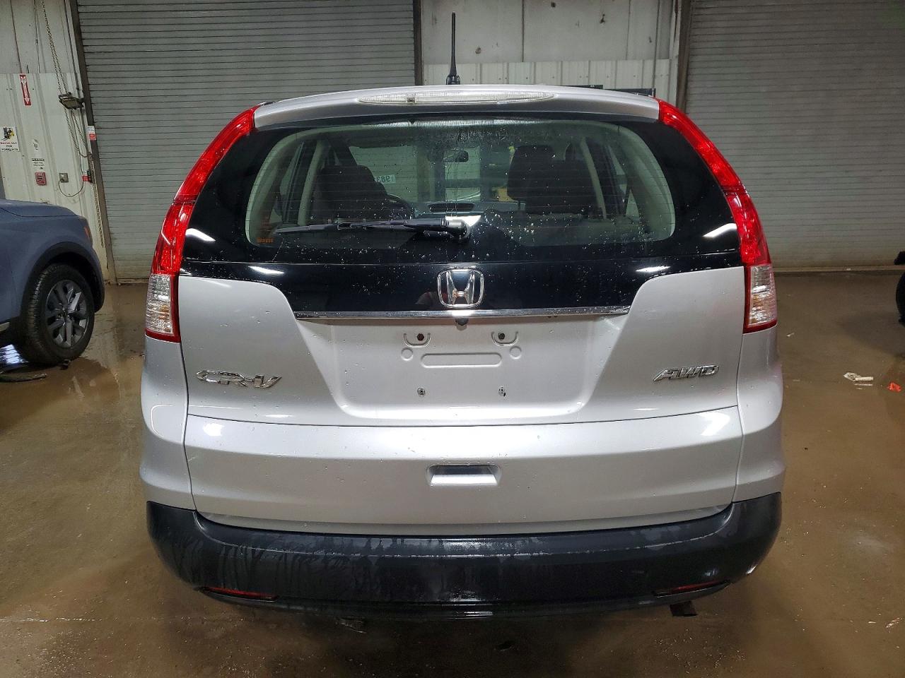 2012 HONDA CR-V LX photo 6