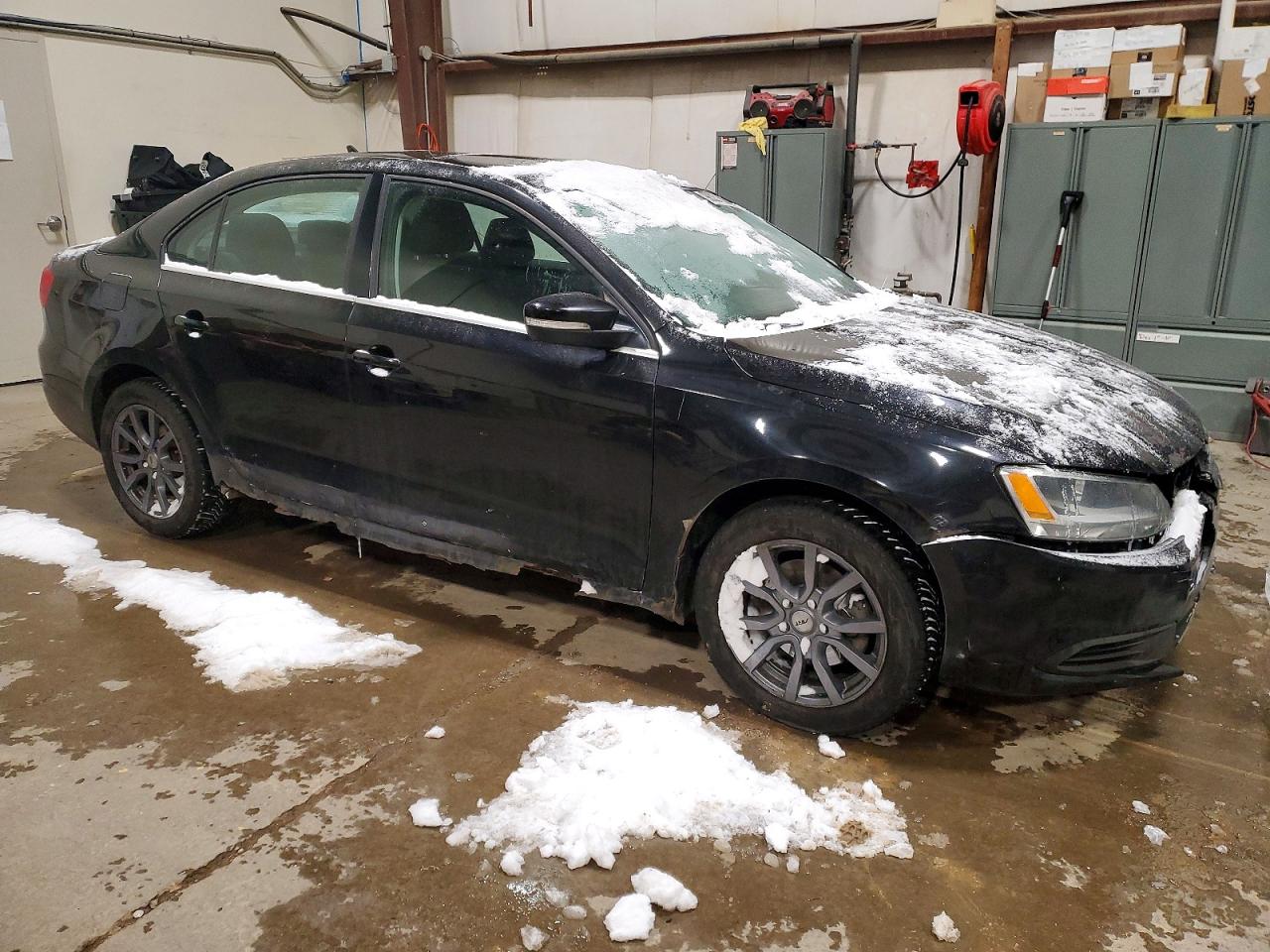 2012 VOLKSWAGEN JETTA SE photo 4
