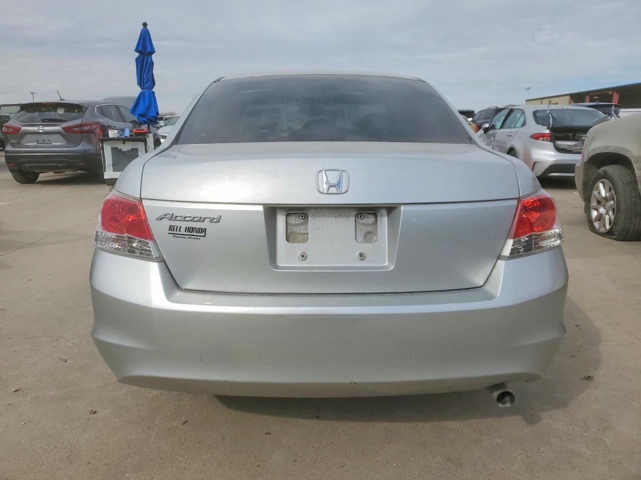 2009 HONDA ACCORD LX photo 6