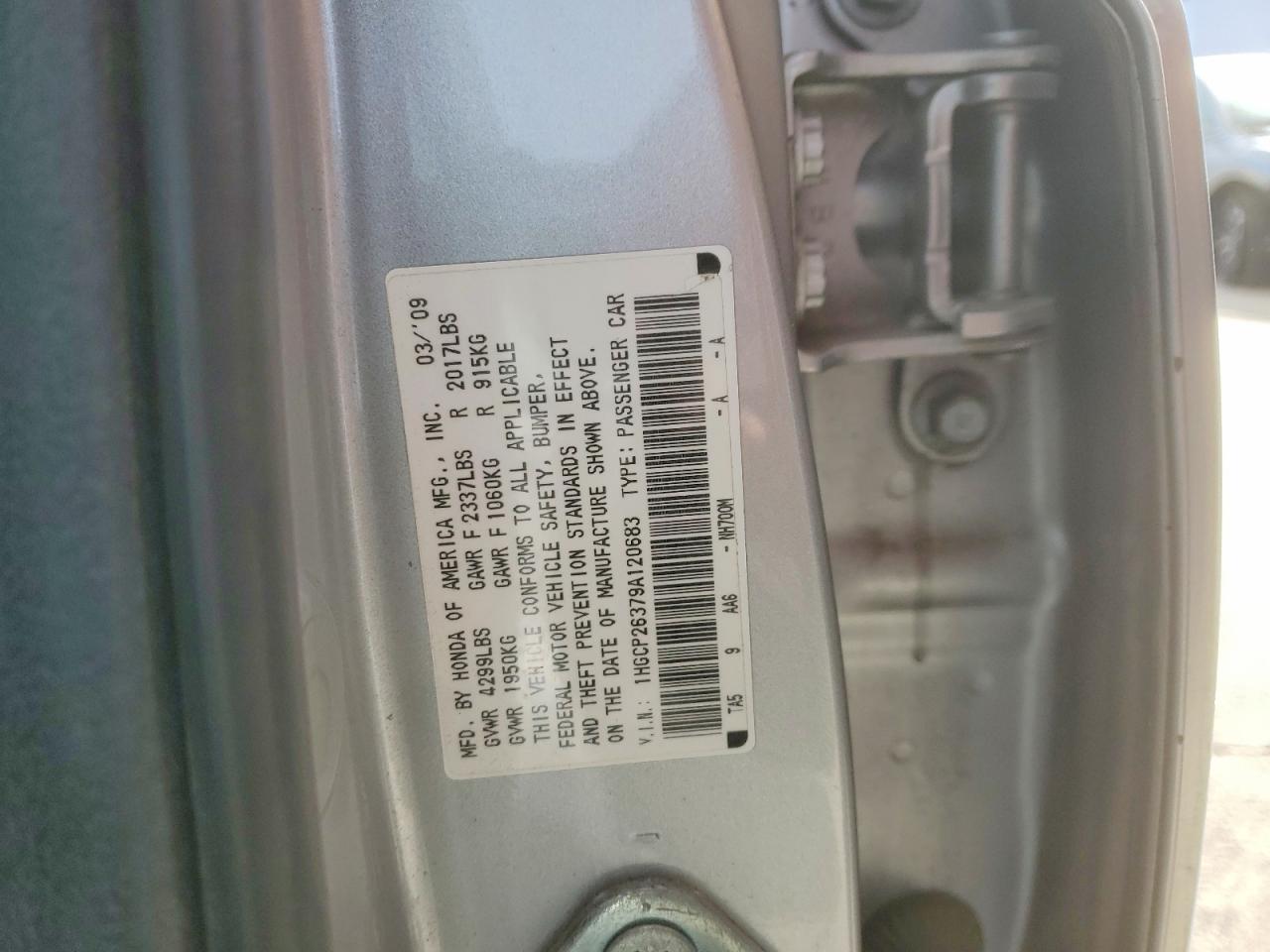 2009 HONDA ACCORD LX photo 12