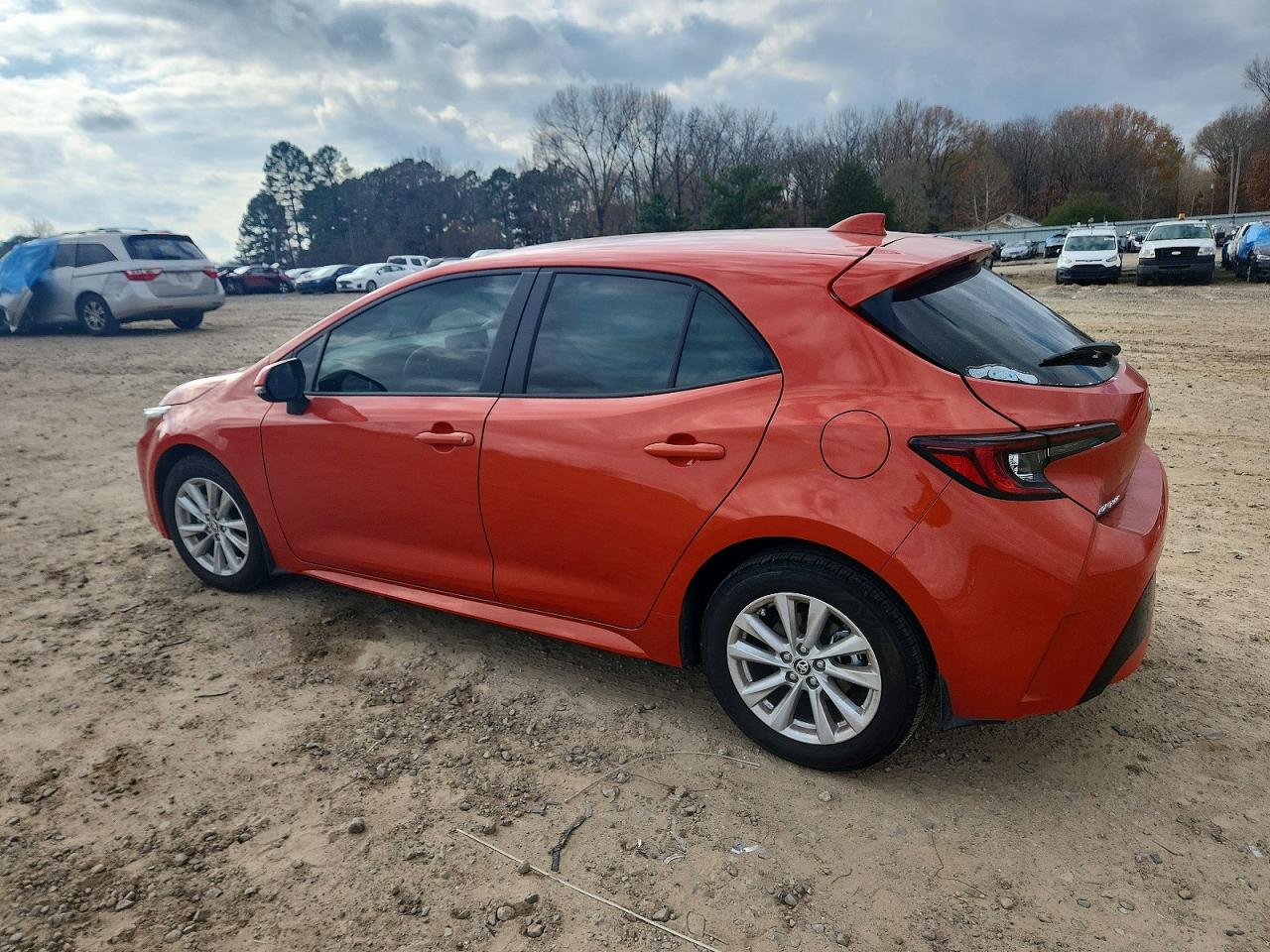 2025 TOYOTA COROLLA SE photo 2