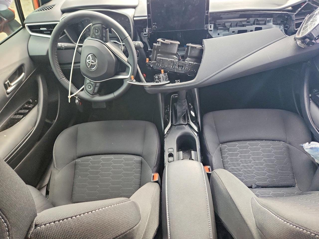 2025 TOYOTA COROLLA SE photo 8