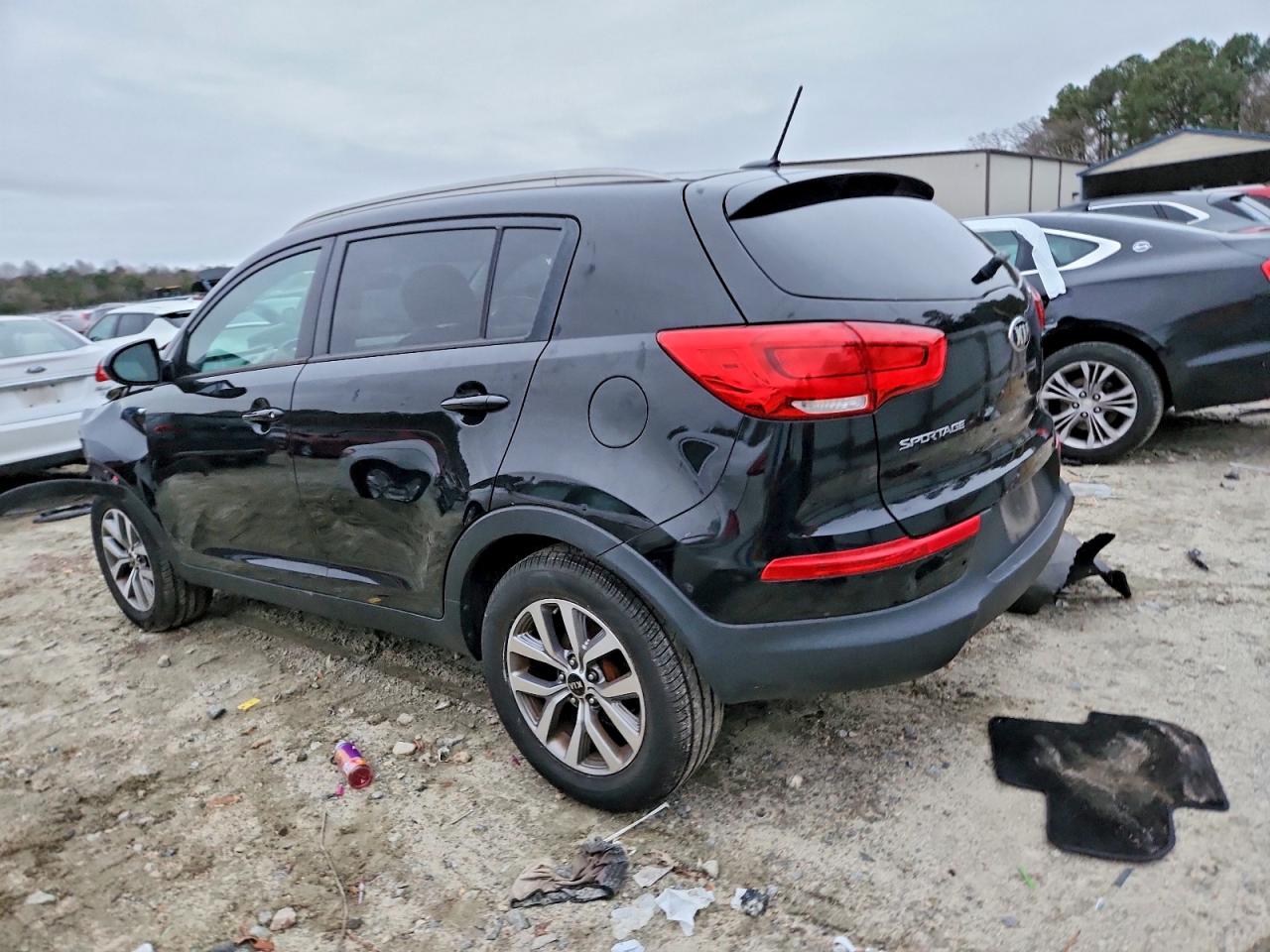 2016 KIA SPORTAGE LX photo 2