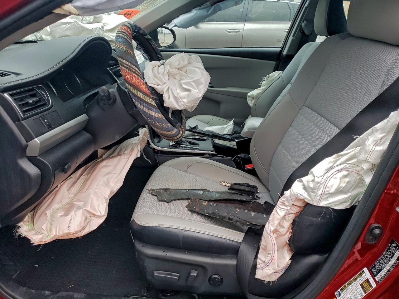 2017 TOYOTA CAMRY LE photo 7