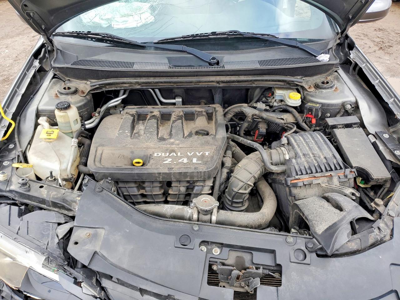 2013 CHRYSLER 200 TOURING photo 11
