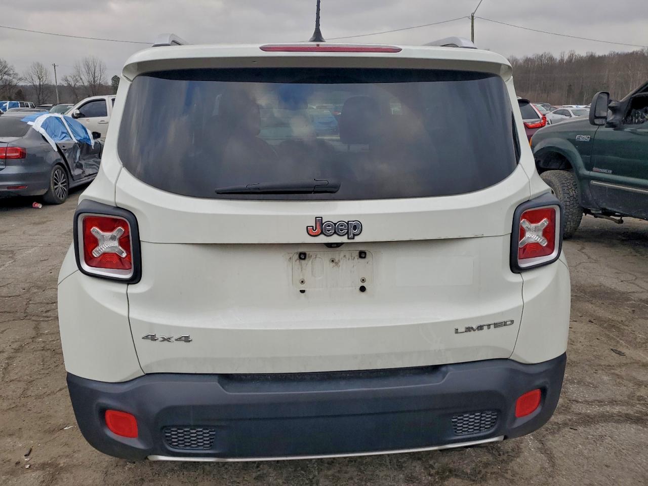 2015 JEEP RENEGADE LIMITED photo 6