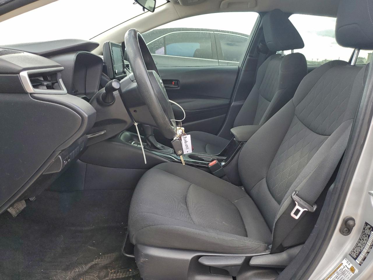 2022 TOYOTA COROLLA LE photo 19