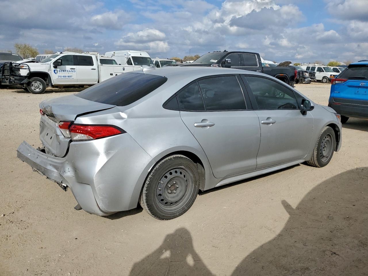 2022 TOYOTA COROLLA LE photo 7
