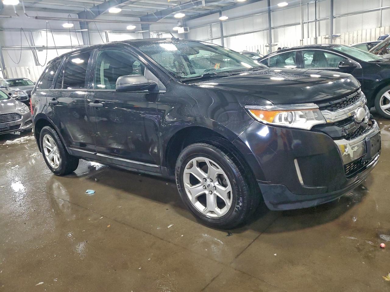 2013 FORD EDGE SE photo 4