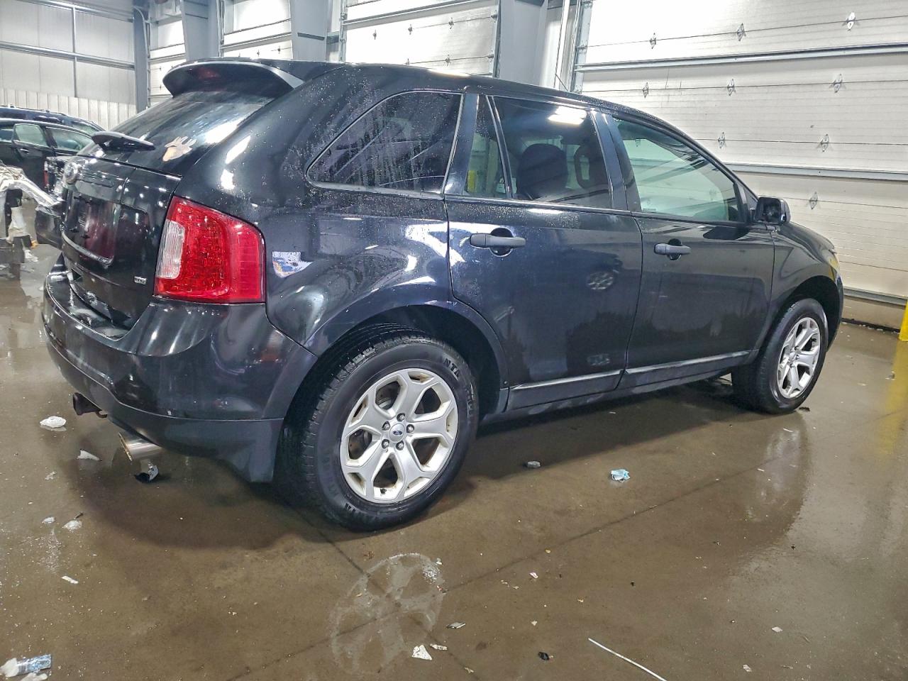 2013 FORD EDGE SE photo 3