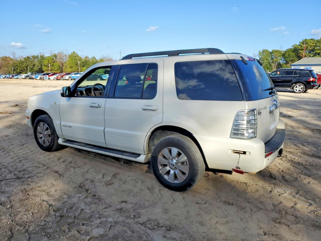 2008 MERCURY MOUNTAINEER LUXURY photo 2