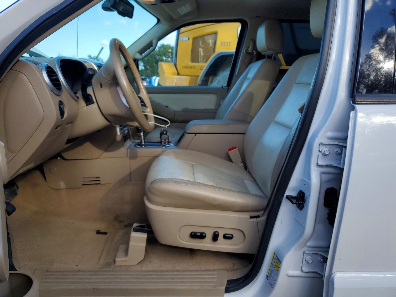 2008 MERCURY MOUNTAINEER LUXURY photo 7