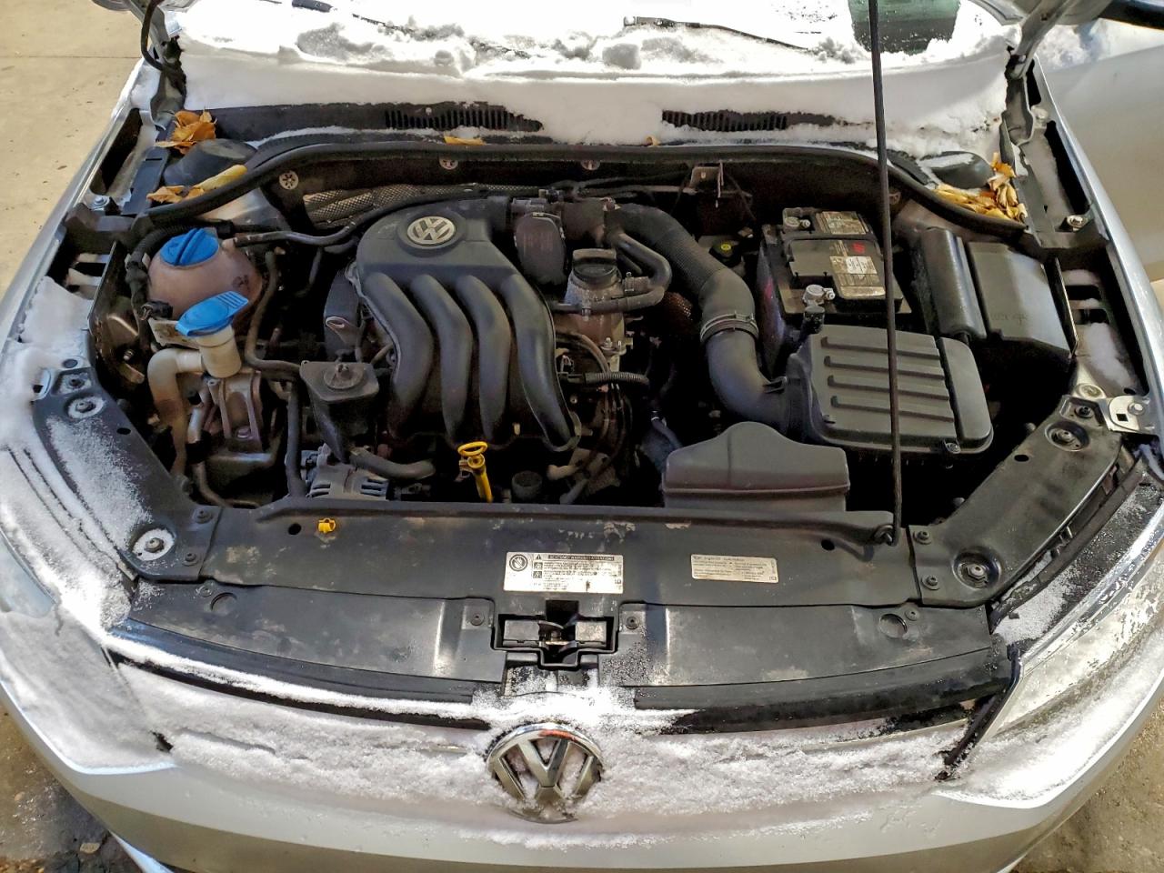 2015 VOLKSWAGEN JETTA BASE photo 11