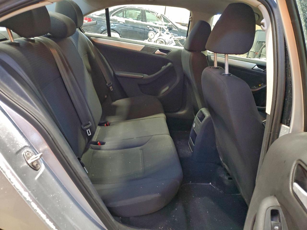 2015 VOLKSWAGEN JETTA BASE photo 10