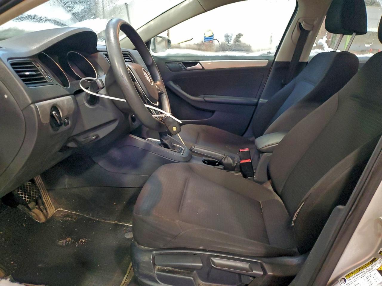 2015 VOLKSWAGEN JETTA BASE photo 7