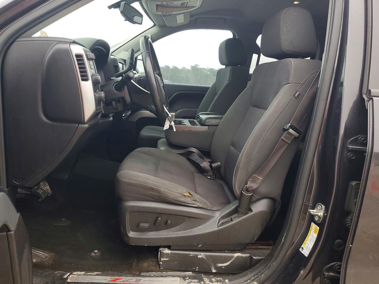 2016 CHEVROLET SILVERADO K1500 LT photo 7