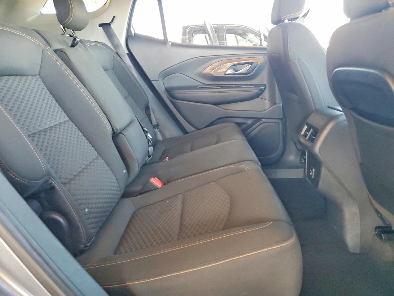 2020 GMC TERRAIN SLE photo 11