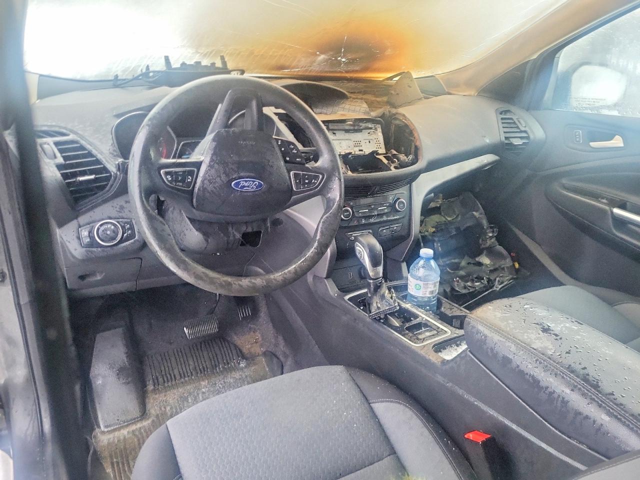 2018 FORD ESCAPE SE photo 8
