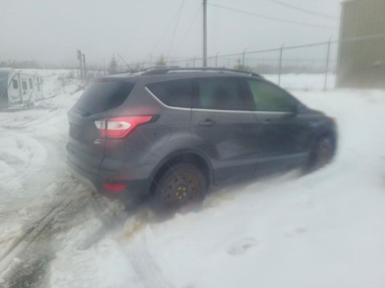 2018 FORD ESCAPE SE photo 3