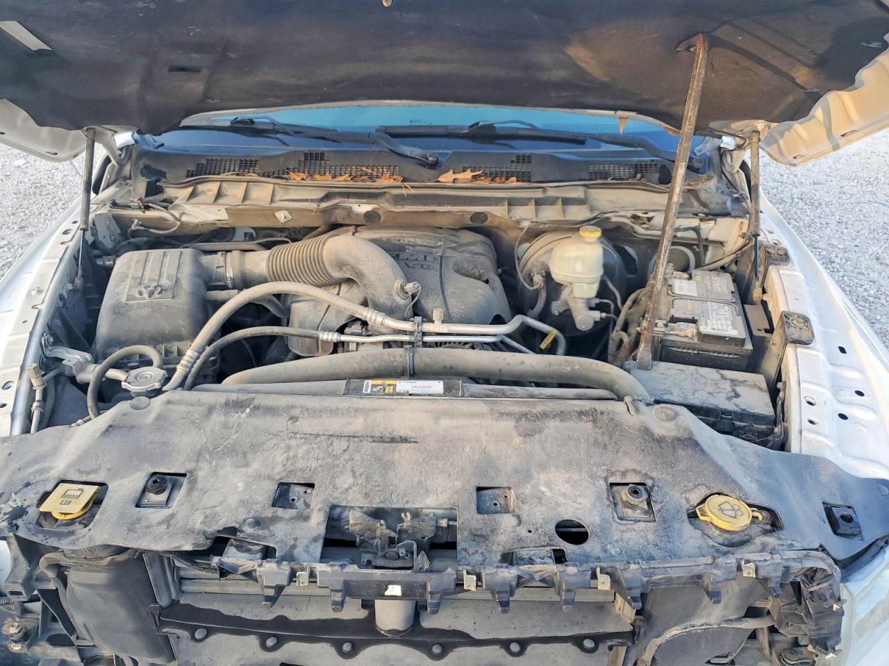 2014 RAM 1500 SLT photo 11