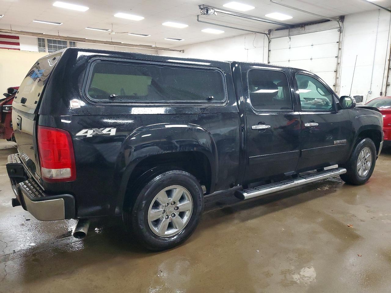 2012 GMC SIERRA K1500 SLE photo 3