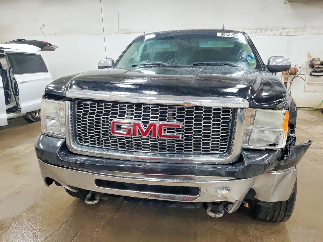 2012 GMC SIERRA K1500 SLE photo 5