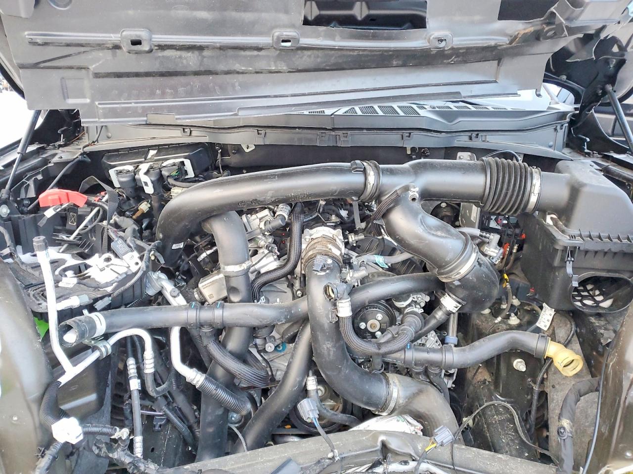 2025 FORD F150 LARIAT photo 11