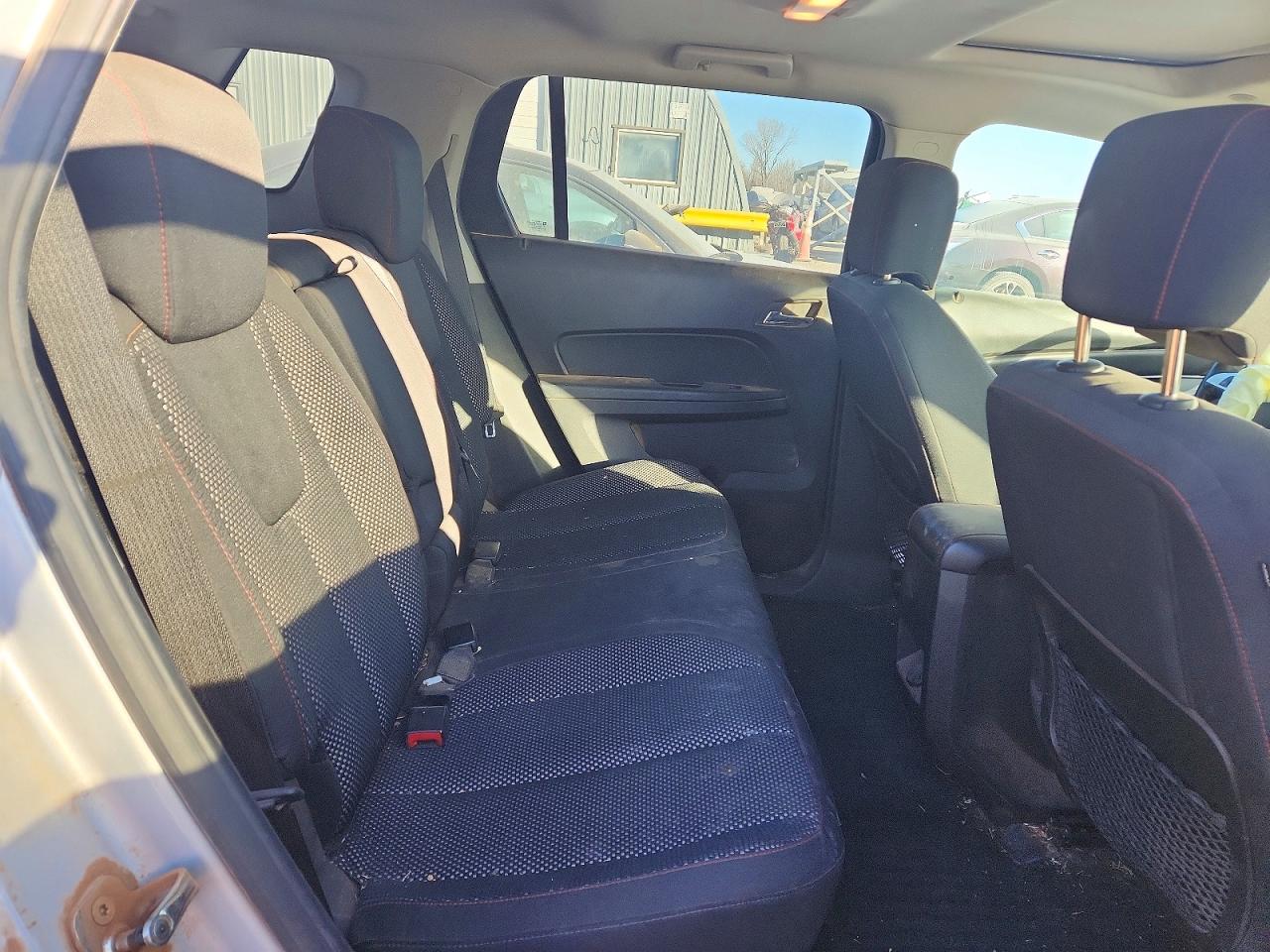 2011 GMC TERRAIN SLE photo 11