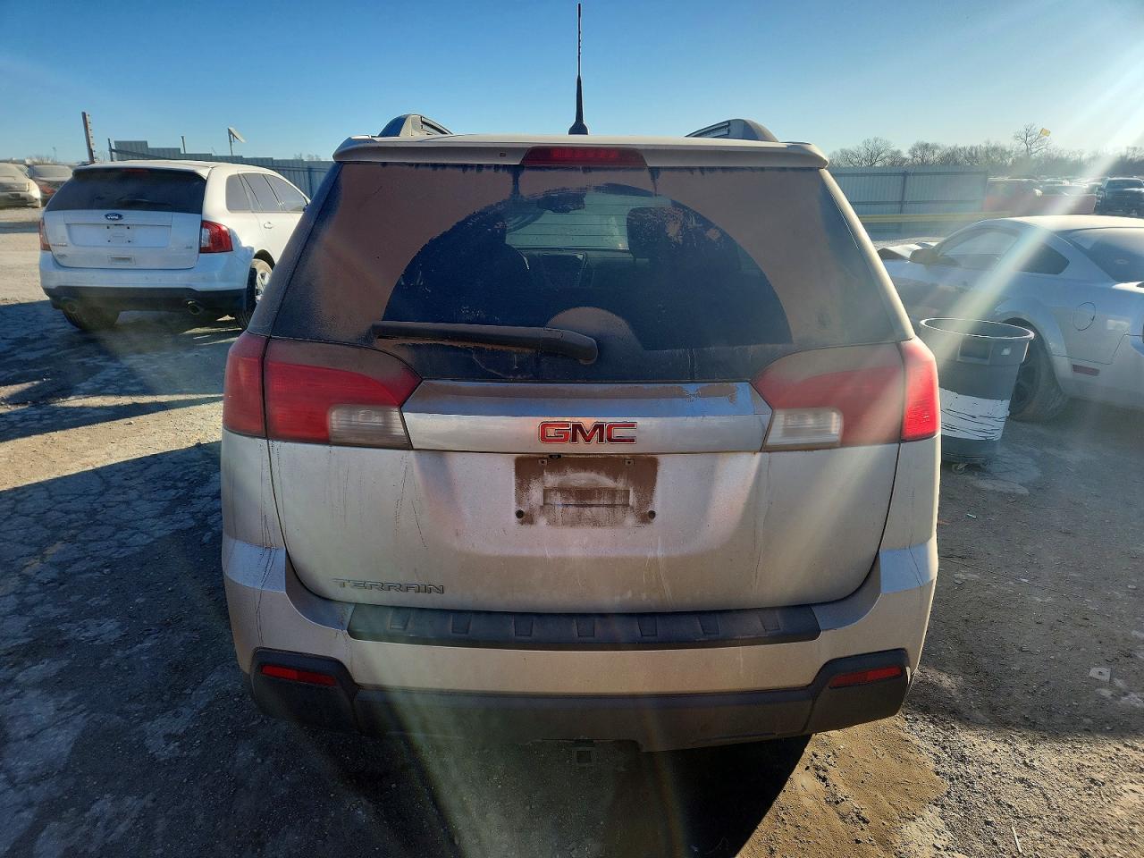 2011 GMC TERRAIN SLE photo 6