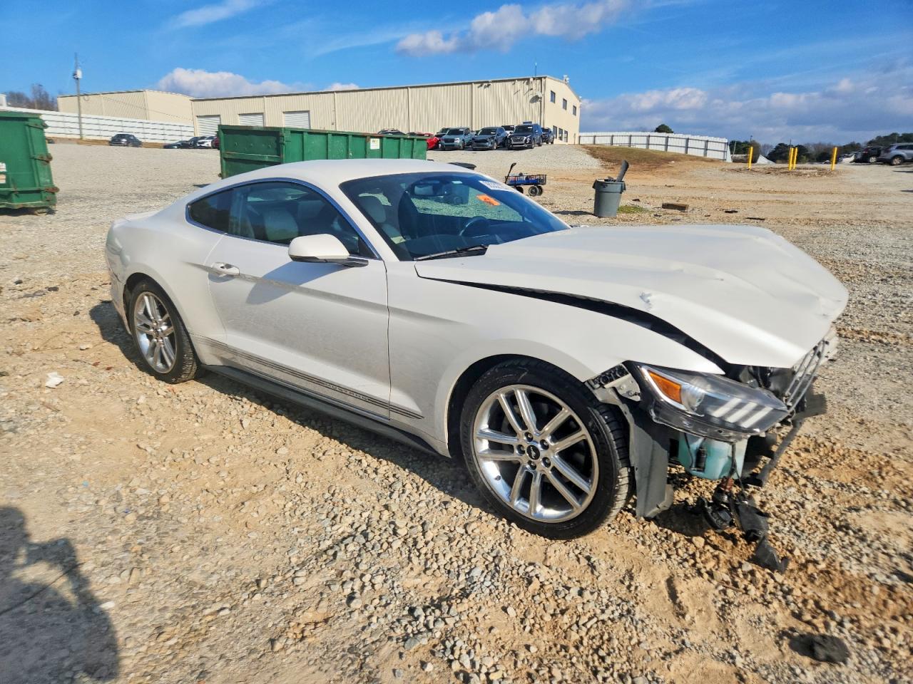 2017 FORD MUSTANG photo 4